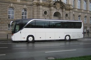 Autobusu noma Jelgavā 44 49 50 55 sēdvietas Biznesa klase Lux klase top klase